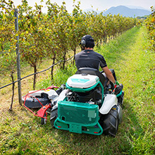Kosiarko-karczownice i glebogryzarki dla profesjonalistów