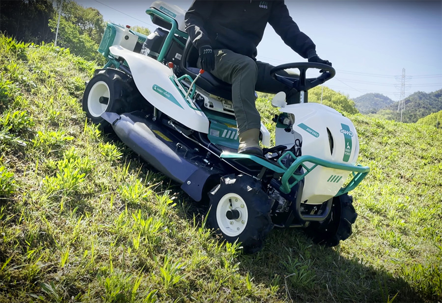 Kosiarka traktorowa z napędem 4WD Orec RM982F